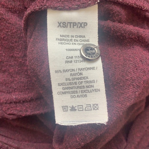 (2/20) XS Garage Burgundy Long Sleeve button-up Henley top - Picture 4 of 4